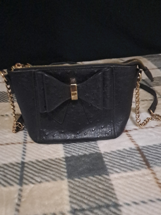 Crossi Handbags - Black Bow Accent Crossbody Bag with Gold Chain